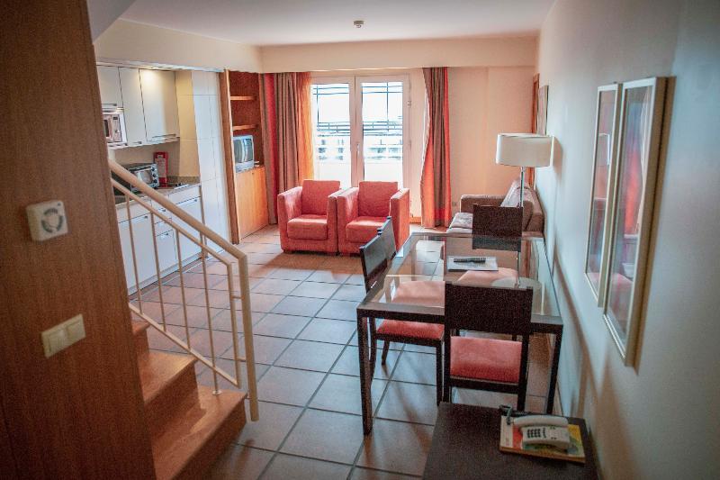 Apartamentos Turisticos Atlantida Funchal Dış mekan fotoğraf